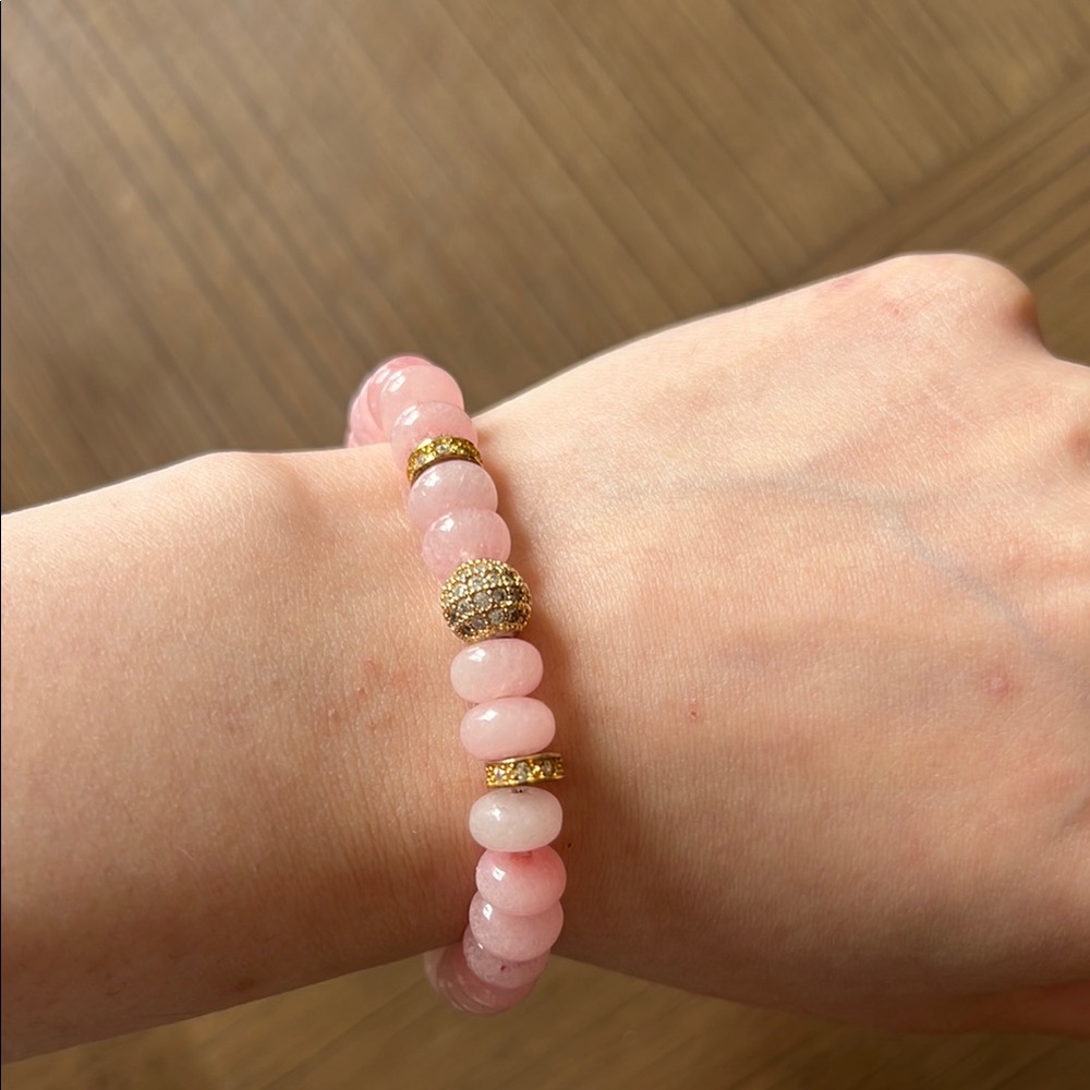 Elegant Pink Beaded Bracelet with Gold Accents